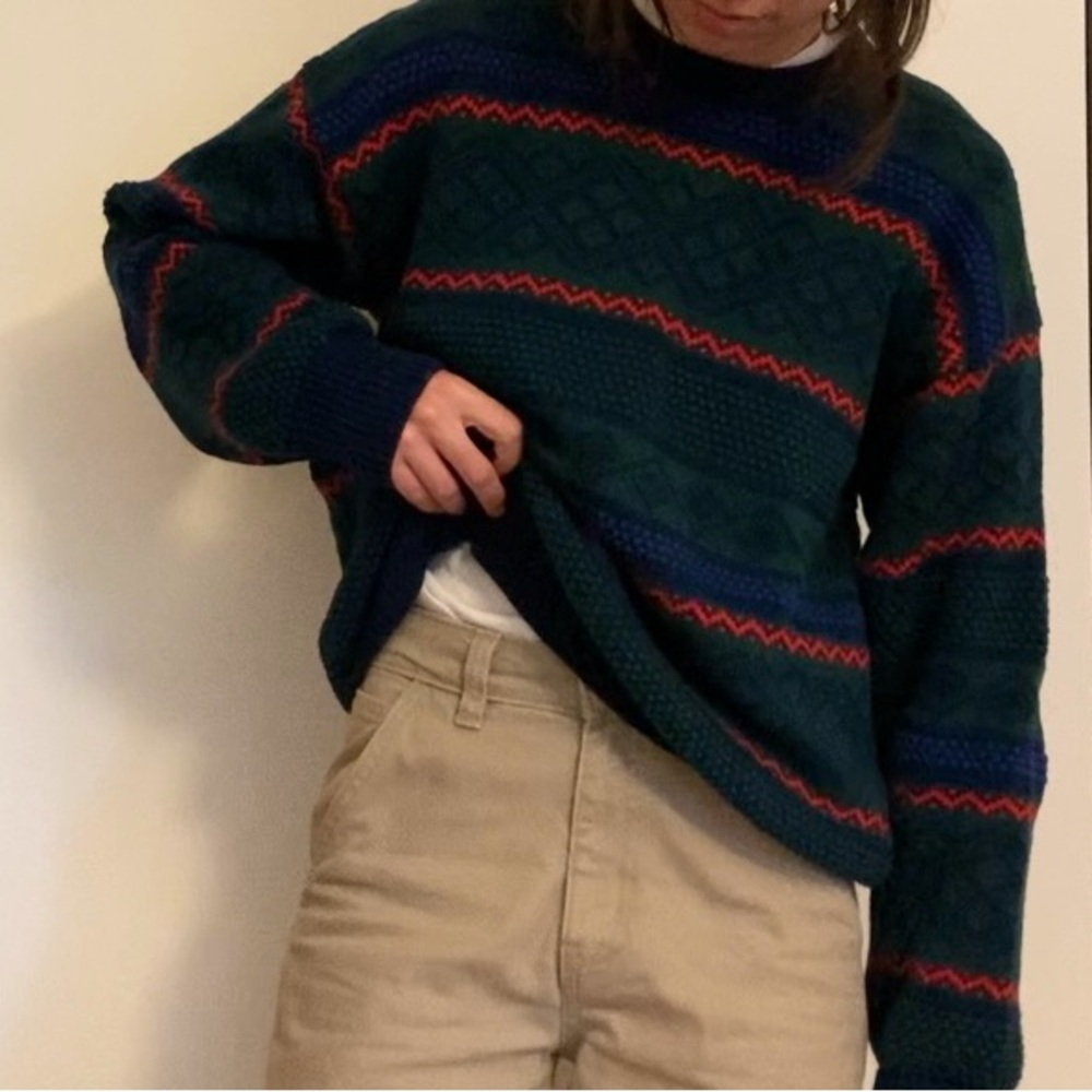 Claiborne retro classic sweater